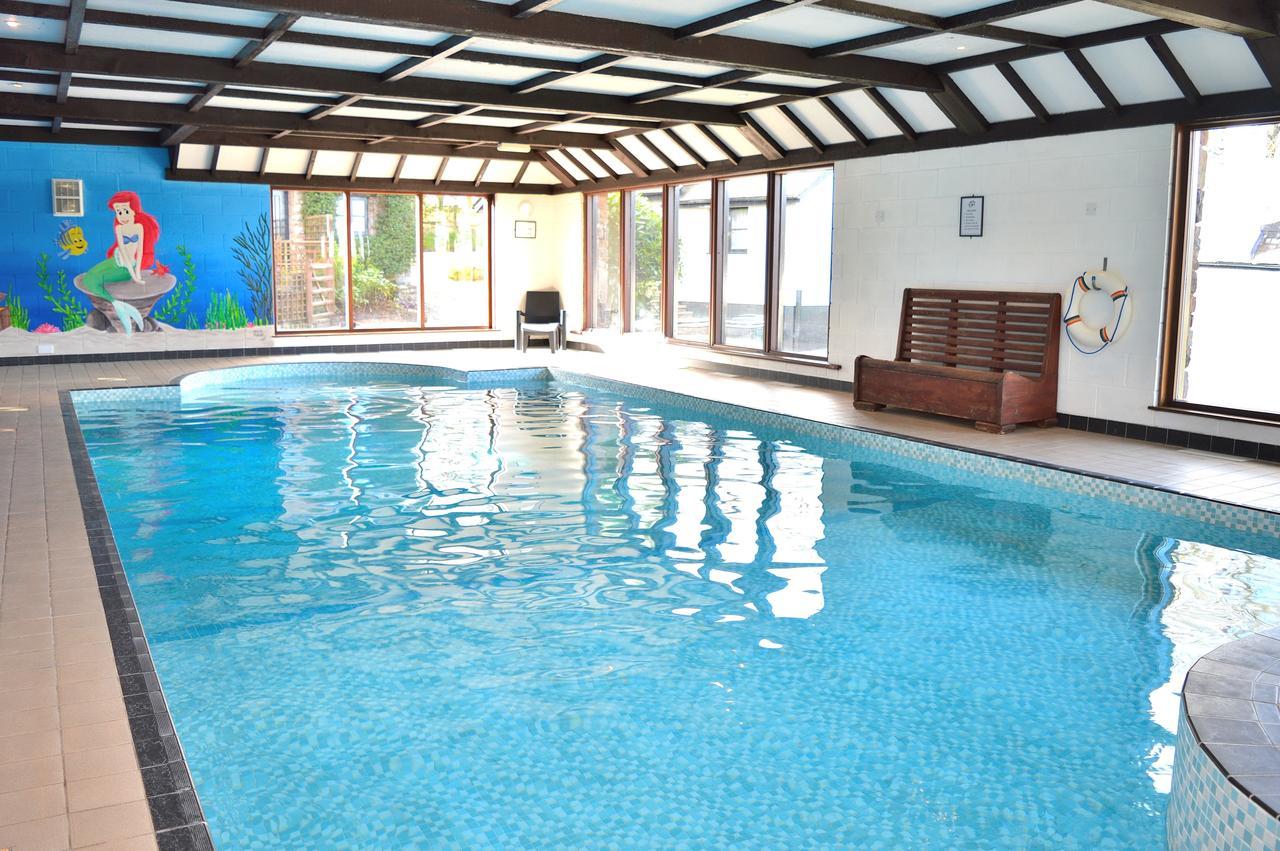 Three Gates Farm Holiday Cottages Huntsham Exteriör bild