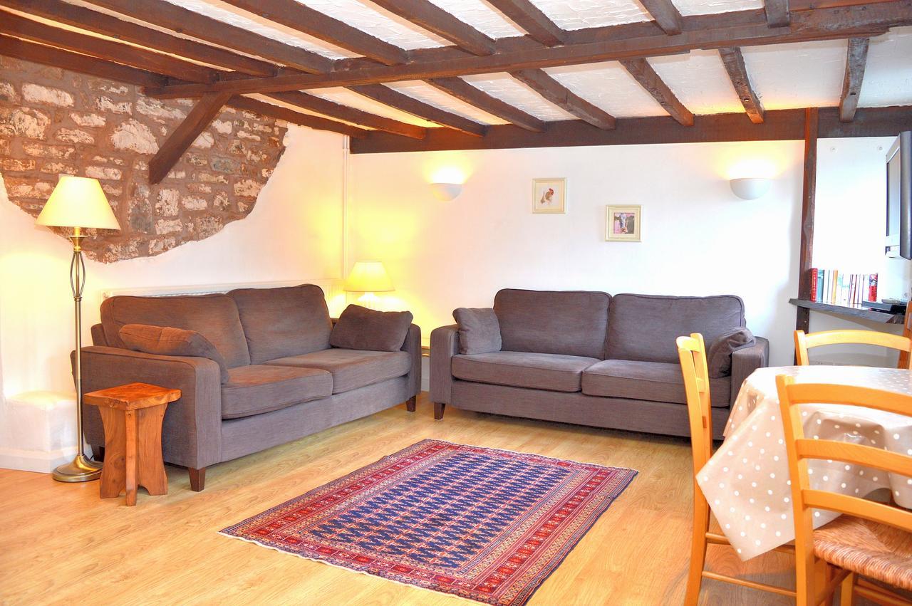 Three Gates Farm Holiday Cottages Huntsham Exteriör bild